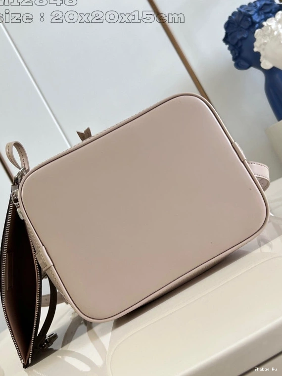 VUITTON LOUIS NÉONOÉ BB-20*20*15cm 0809